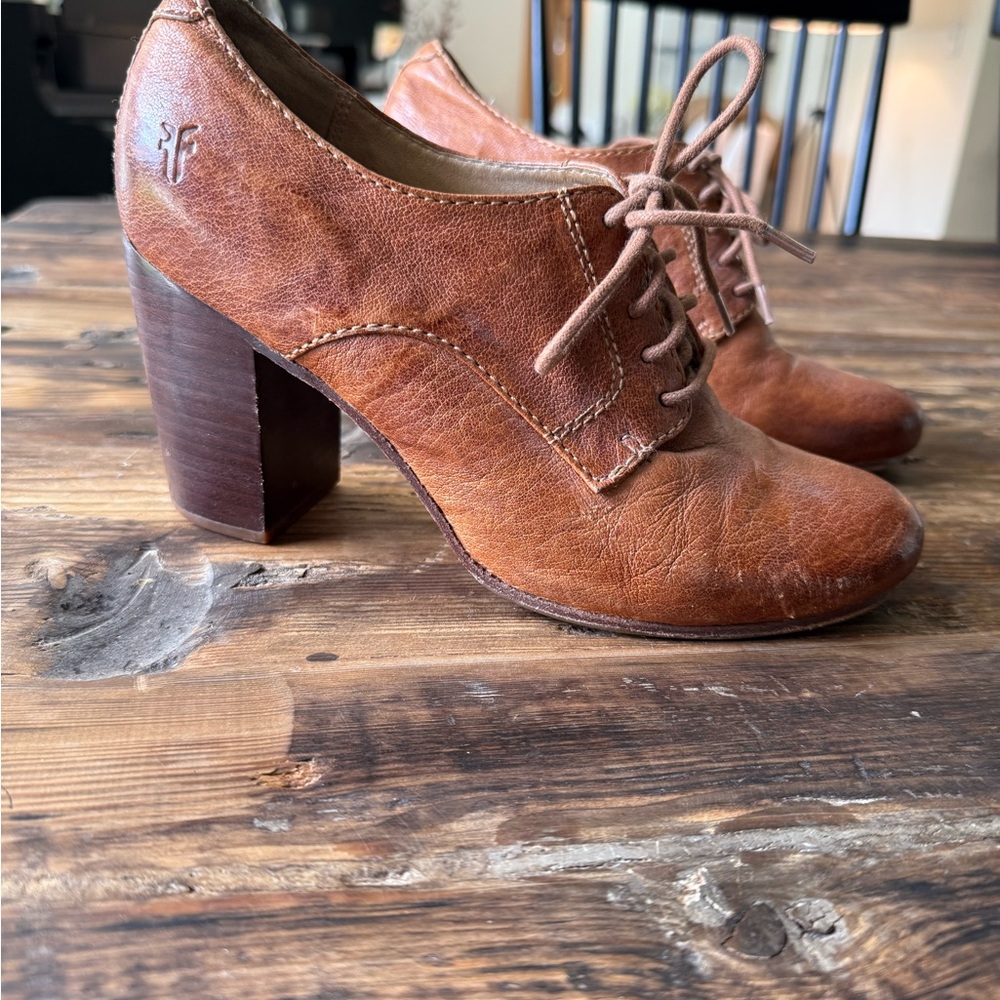 Frye Heeled Carson Oxford Women